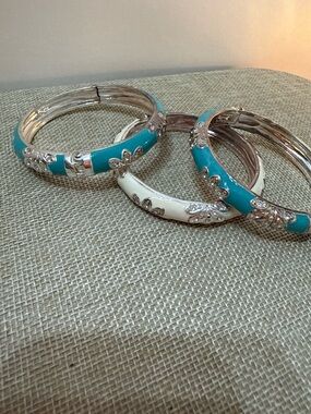 Turquoise and Cream Floral Enamel Bangle Set - Women Jewelry